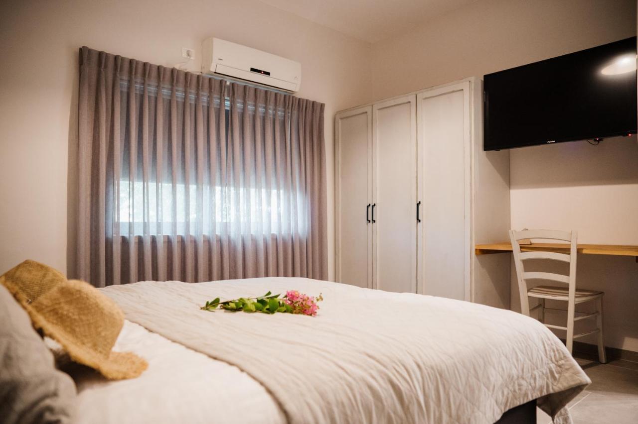 כפר הנופש קיבוץ גדות Kibbutz Gadot Galilean Resort エクステリア 写真